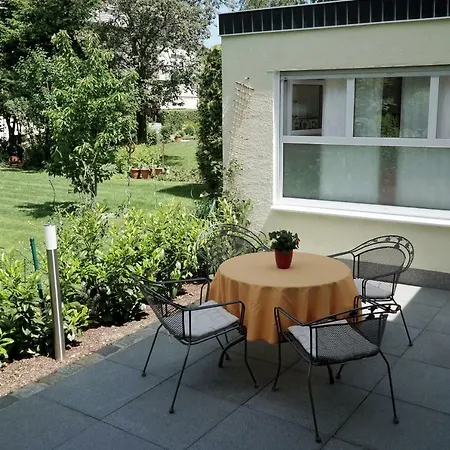 Am Stadtrand Holiday home Nuremberg